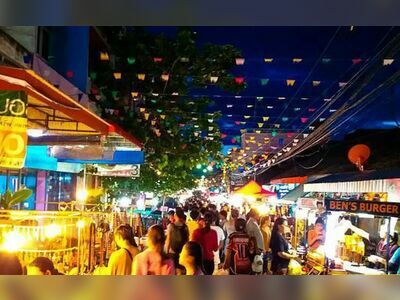 Kad Kong Ta Walking Street, Lampang, Thailand