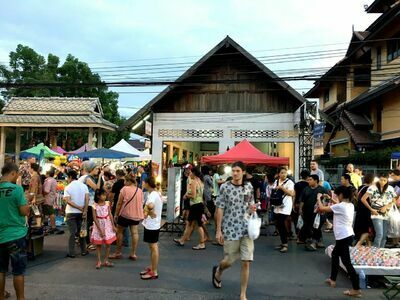 Chiang Mai Night Bazaar, Thailand