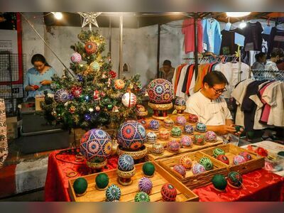 Sunday Walking Street, Chiang Mai, Thailand