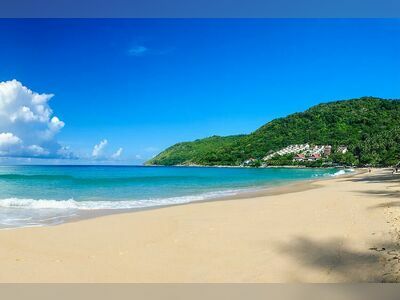 Nai Harn Beach, Phuket, Thailand