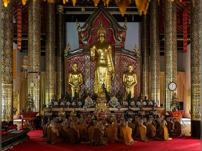 Wat Chedi Luang, Chiang Mai, Thailand