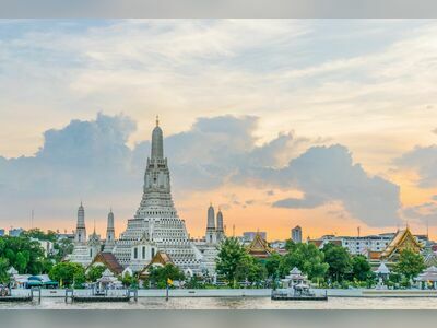 Wat Arun (Temple of Dawn), Bangkok, Thailand