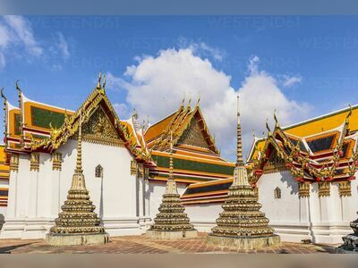 Wat Pho (Temple of the Reclining Buddha), Bangkok, Thailand