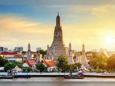 Wat Arun (Temple of Dawn), Bangkok, Thailand