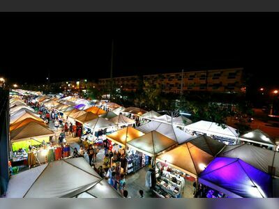 Thepprasit Night Market Pattaya, Thailand