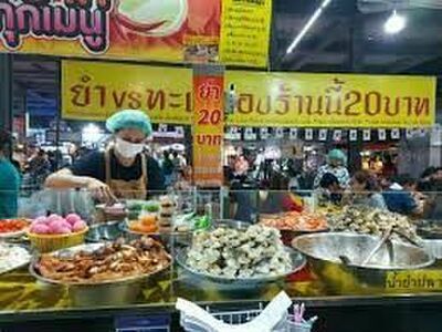 Thepprasit Night Market Pattaya, Thailand