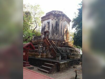 Wat Mahathat Worawihan, Ratchaburi, Thailand