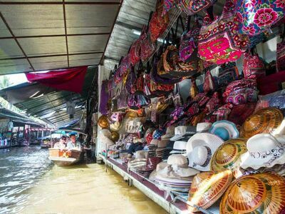 Damnoen Saduak Floating Market, Ratchaburi, Thailand