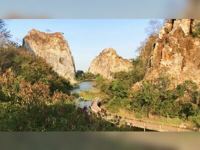 Khao Ngu Stone Park, Ratchaburi, Thailand