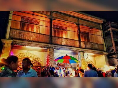 Kad Kong Ta Walking Street, Lampang, Thailand