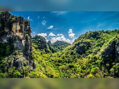 Khao Nang Phanthurat Forest Park, Phetchaburi, Thailand