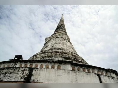 Phra That Chom Phet, Phetchaburi, Thailand