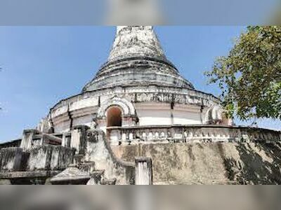 Phra That Chom Phet, Phetchaburi, Thailand