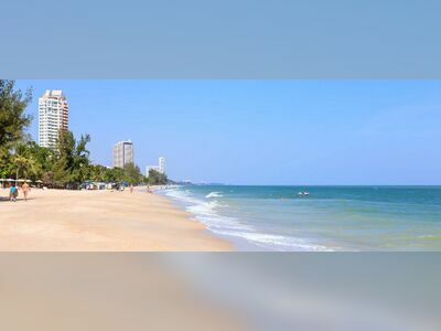 Cha-am Beach, Phetchaburi, Thailand