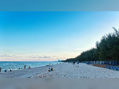 Cha-am Beach, Phetchaburi, Thailand
