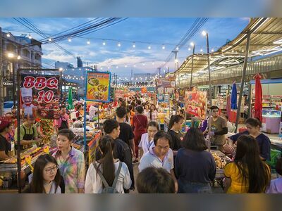 Save One Night Market, Nakhon Ratchasima, Thailand