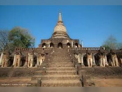 Wat Chang Lom, Sukhothai, Thailand