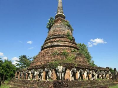 Wat Chang Lom, Sukhothai, Thailand