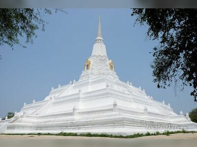 Wat Phu Khao Thong, Ayutthaya, Thailand