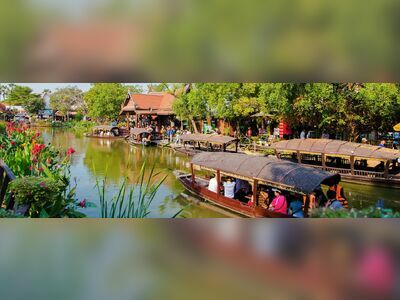 Ayutthaya Floating Market, Thailand