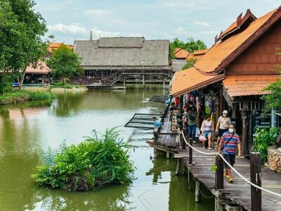 Ayutthaya Floating Market, Thailand