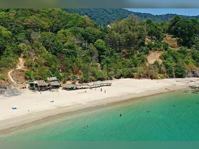 Nui Bay, Koh Lanta, Thailand