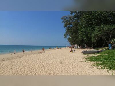 Phra Ae (Long) Beach, Koh Lanta, Thailand