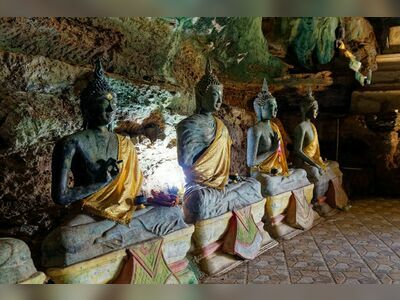 Wat Tham Singkhon, Suratthani, Thailand