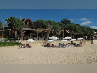 Klong Nin Beach, Koh Lanta, Thailand