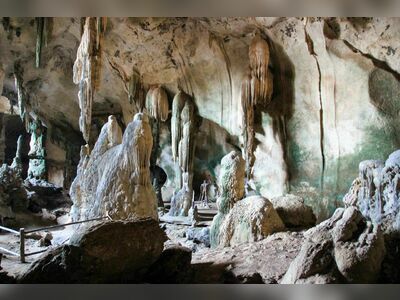 Khao Khanap Nam, Krabi, Thailand: The Iconic Twin Mountains