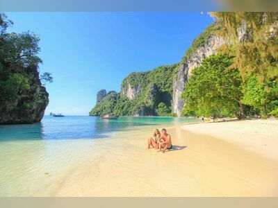 Hong Island, Krabi, Thailand: A Tropical Paradise