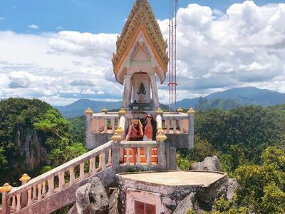 Tiger Cave Temple (Wat Tham Suea), Krabi, Thailand: A Spiritual and Scenic Wonder