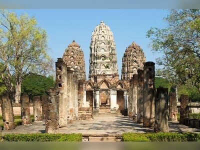 Wat Sri Sawai, Sukhothai, Thailand