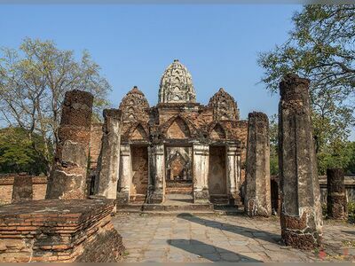 Wat Sri Sawai, Sukhothai, Thailand