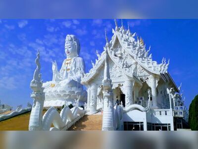 Wat Huay Pla Kang, Chiang Rai, Thailand