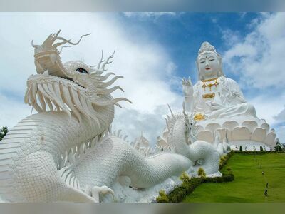 Wat Huay Pla Kang, Chiang Rai, Thailand