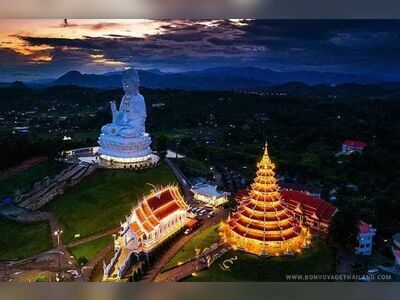 Wat Huay Pla Kang, Chiang Rai, Thailand
