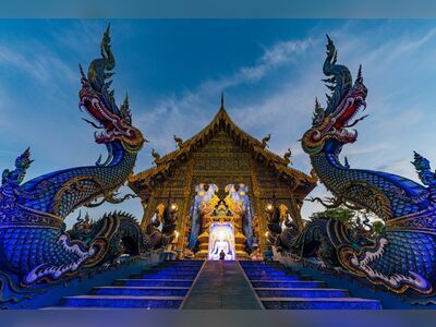 Wat Rong Seur Ten (Blue Temple), Chiang Rai, Thailand