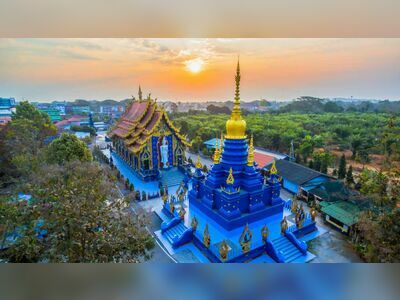 Wat Rong Seur Ten (Blue Temple), Chiang Rai, Thailand