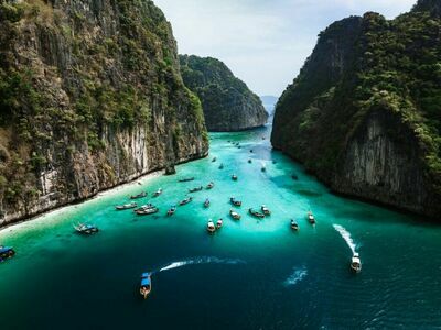 Pileh Lagoon, Koh Phi Phi, Thailand