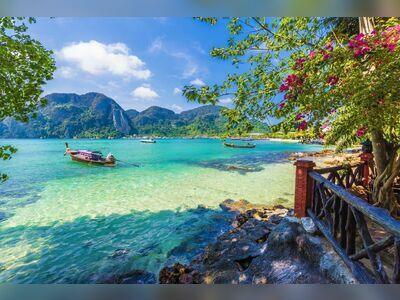 Ton Sai Bay, Koh Phi Phi, Thailand