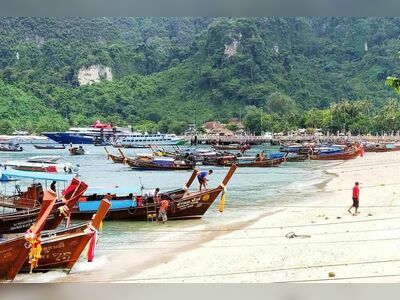 Ton Sai Bay, Koh Phi Phi, Thailand
