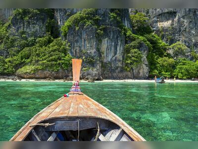 Mosquito Island (Koh Yung), Koh Phi Phi, Thailand