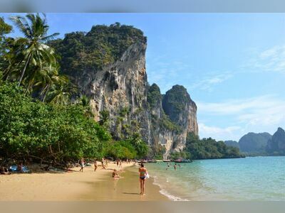 Ton Sai Bay, Koh Phi Phi, Thailand