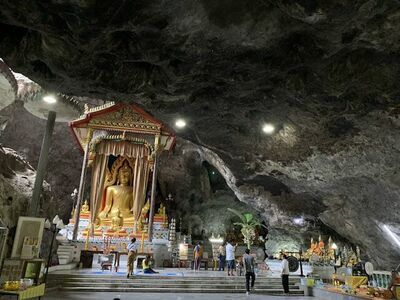 Wat Ban Tham (Wat Tham Pha Pu), Kanchanaburi, Thailand