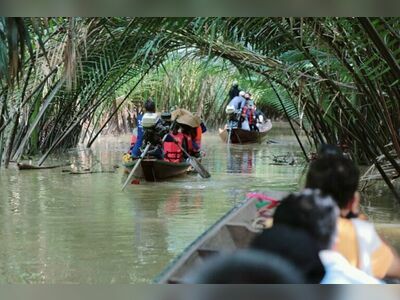 Tapee River Cruise, Suratthani, Thailand