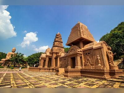 Wat Tham Phu Wa, Kanchanaburi, Thailand