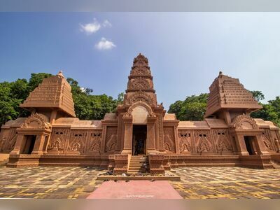 Wat Tham Phu Wa, Kanchanaburi, Thailand