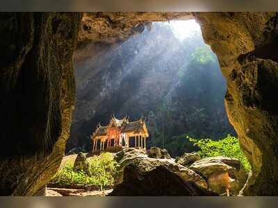 Phraya Nakhon Cave, Hua Hin, Thailand