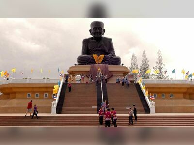 Wat Huay Mongkol, Hua Hin, Thailand